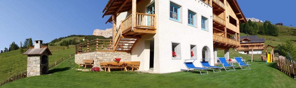 Apartments Serghela San Cassiano  Exterior foto